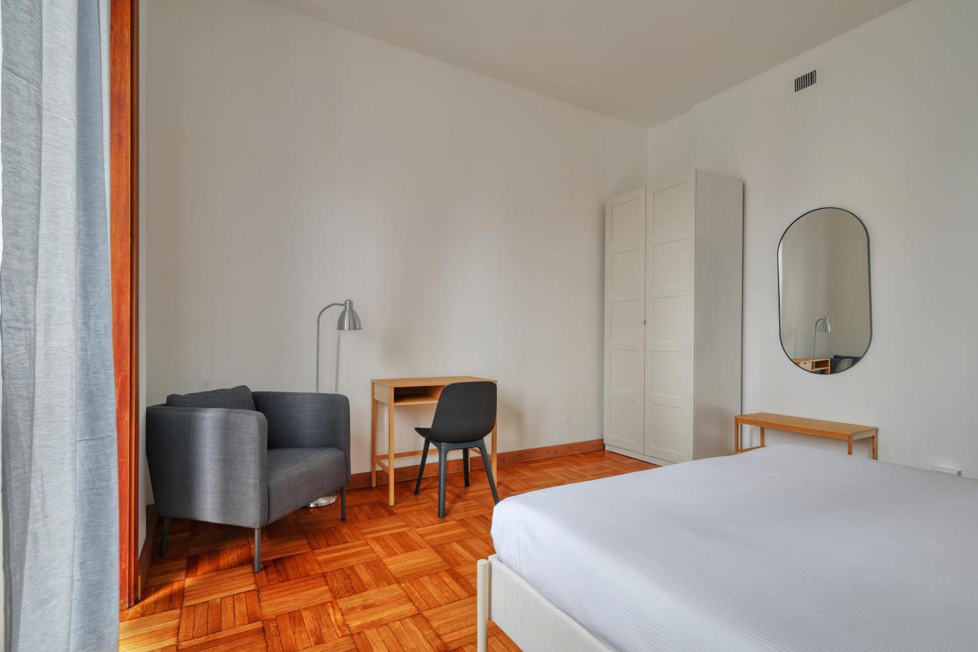 Joivy Chic 3-Bed Flat Near Colonne Di San Lorenzo Milan Exterior photo