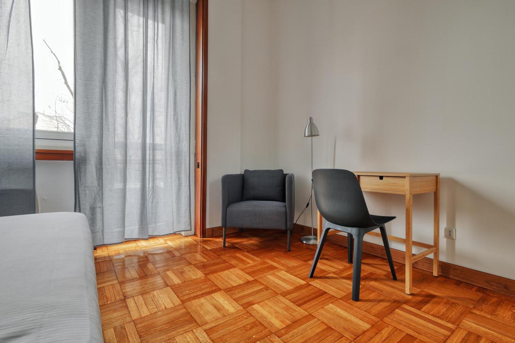 Joivy Chic 3-Bed Flat Near Colonne Di San Lorenzo Milan Exterior photo